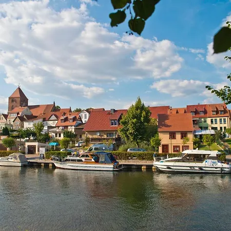 Ferienhaus Mit Whirlpool Und Sup Am Plauer *