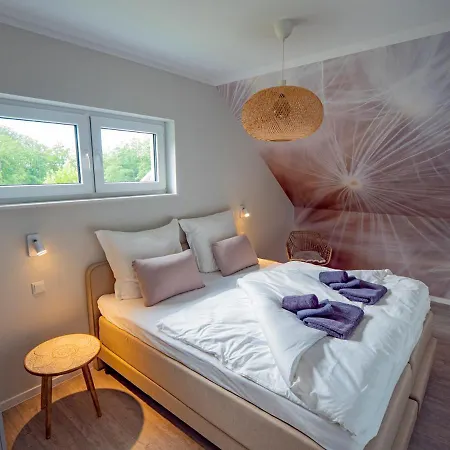 Ferienhaus Mit Whirlpool Und Sup Am Plauer 말호프