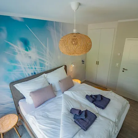 Ferienhaus Mit Whirlpool Und Sup Am Plauer 펜션 말호프